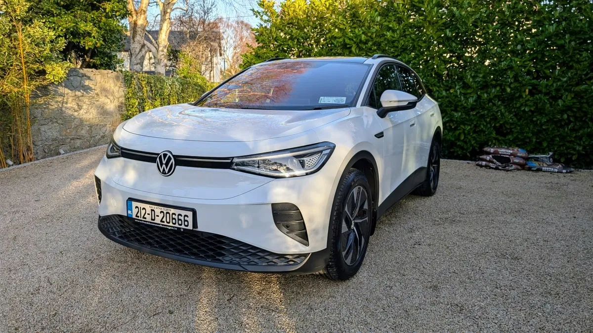Volkswagen ID.4 Tech 77Kw Very High Spec Low Miles - Image 1