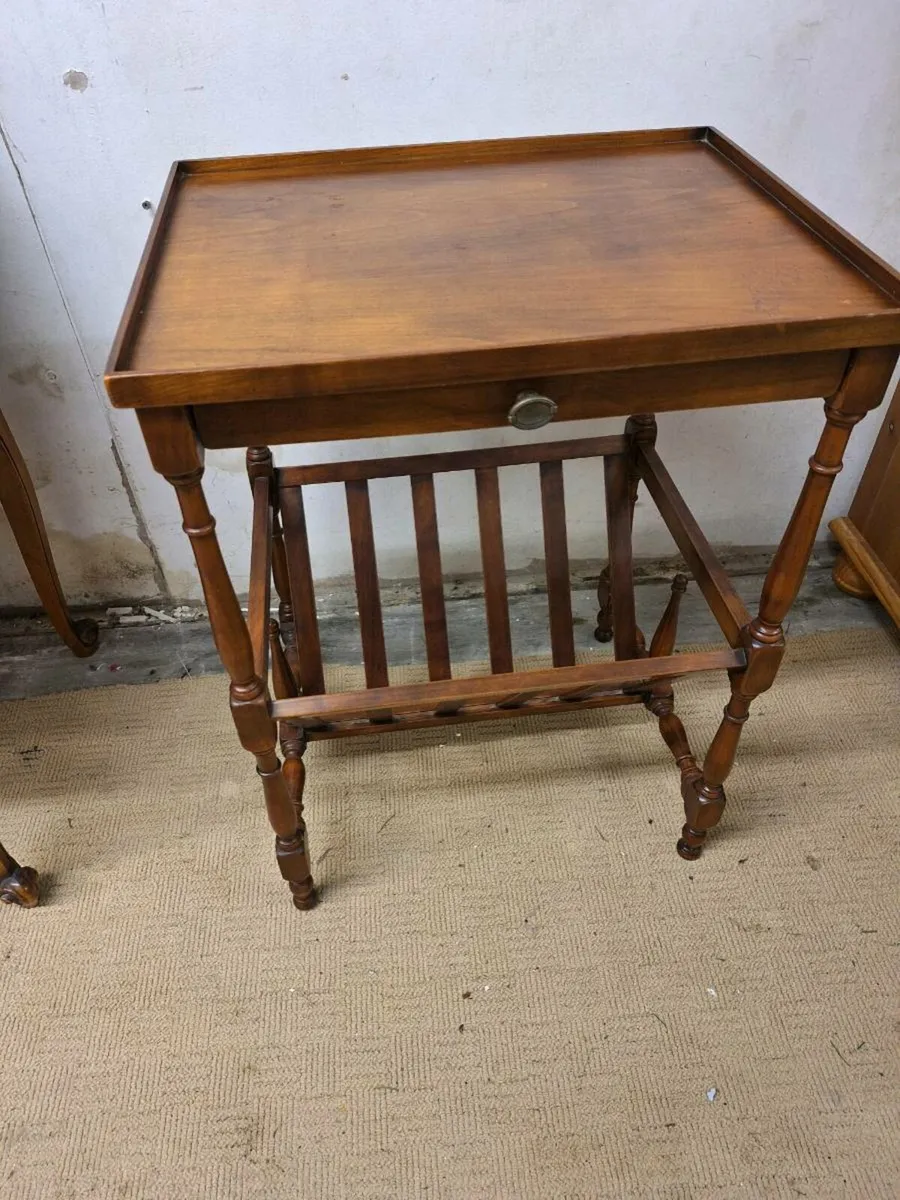 Vintage french tea cart with magazine rack - Image 1