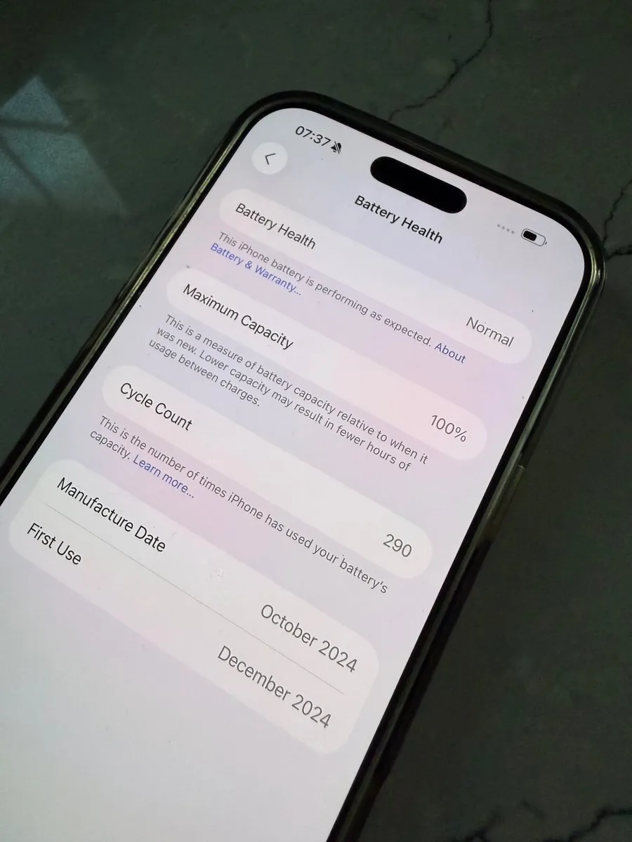 iPhone 16 pro max 256gb unlocked - Image 3