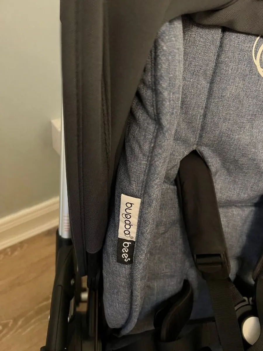 Bugaboo Bee Travel System with NEW Canopy and Rain Cover - Image 4
