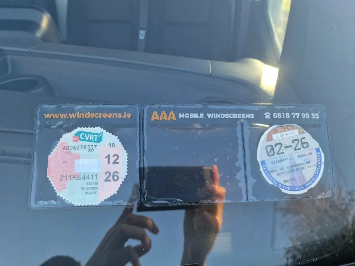 2021 Mercedes-Benz Sprinter Luton Box tail lift - Image 3