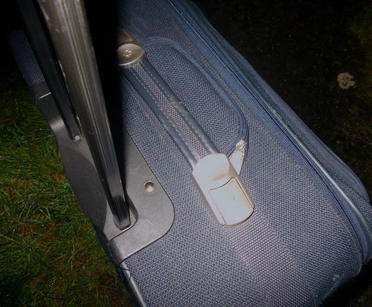 Navy Blue Samsonite Large Canvas Suitcase - Image 4