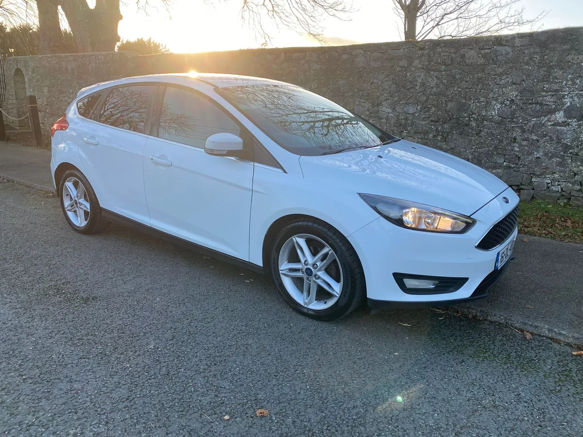 FORD FOCUS 1.5 TDCI ZETEC - Image 1