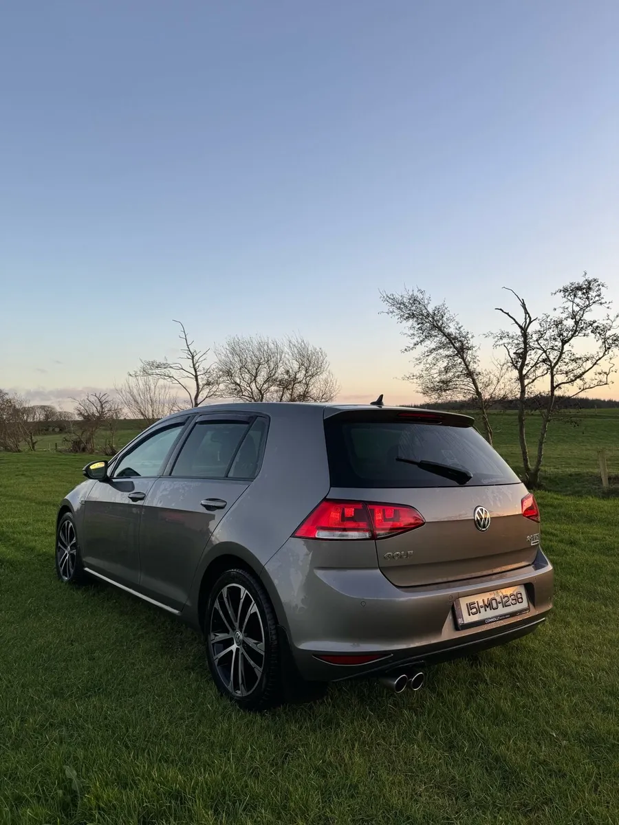 Volkswagen Golf 2.0 TDI 40th Anniversary - Image 4