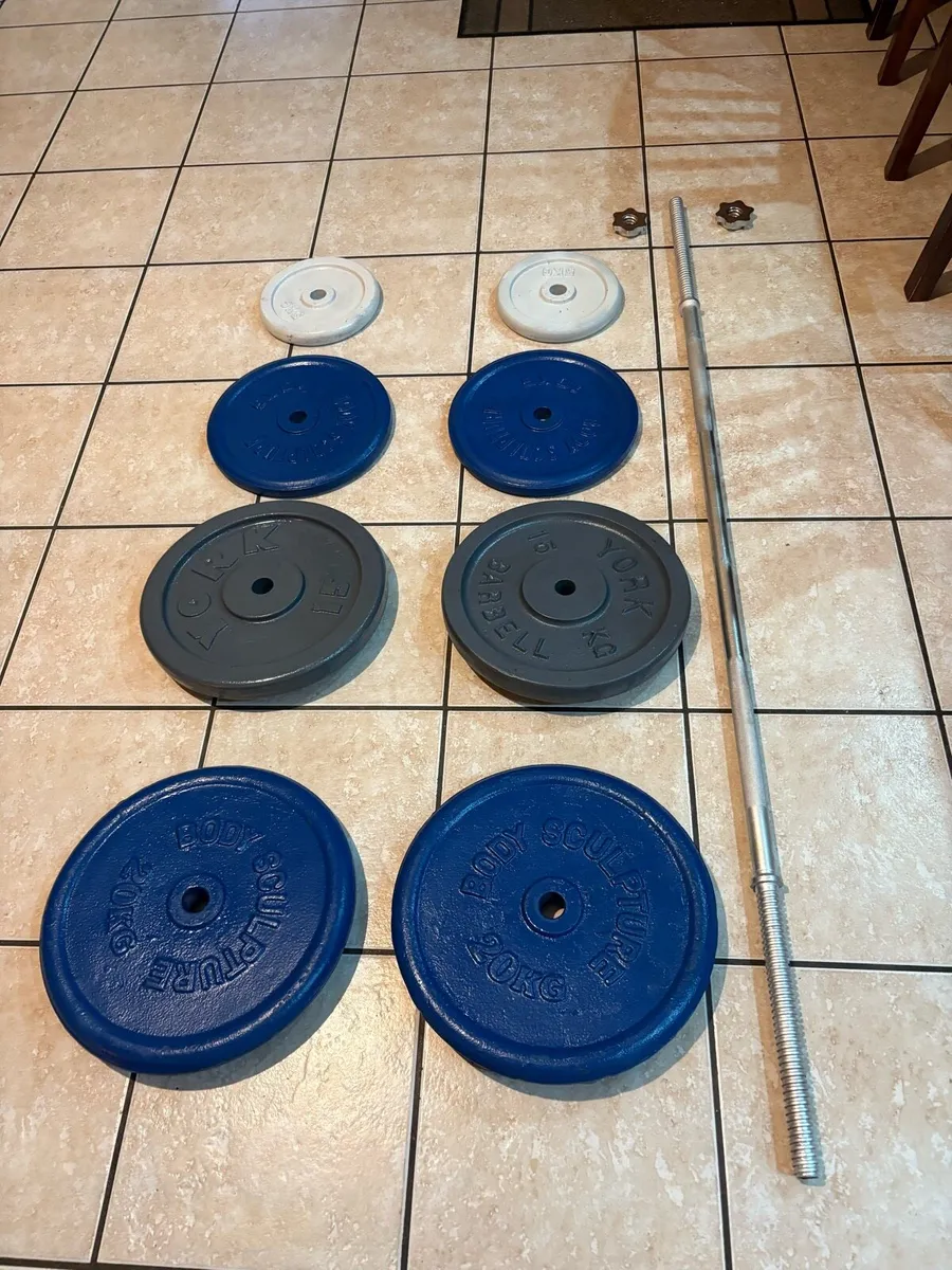 GYM 100KG OF METAL WEIGHTS + SOLID STEEL BARBELL!! - Image 1