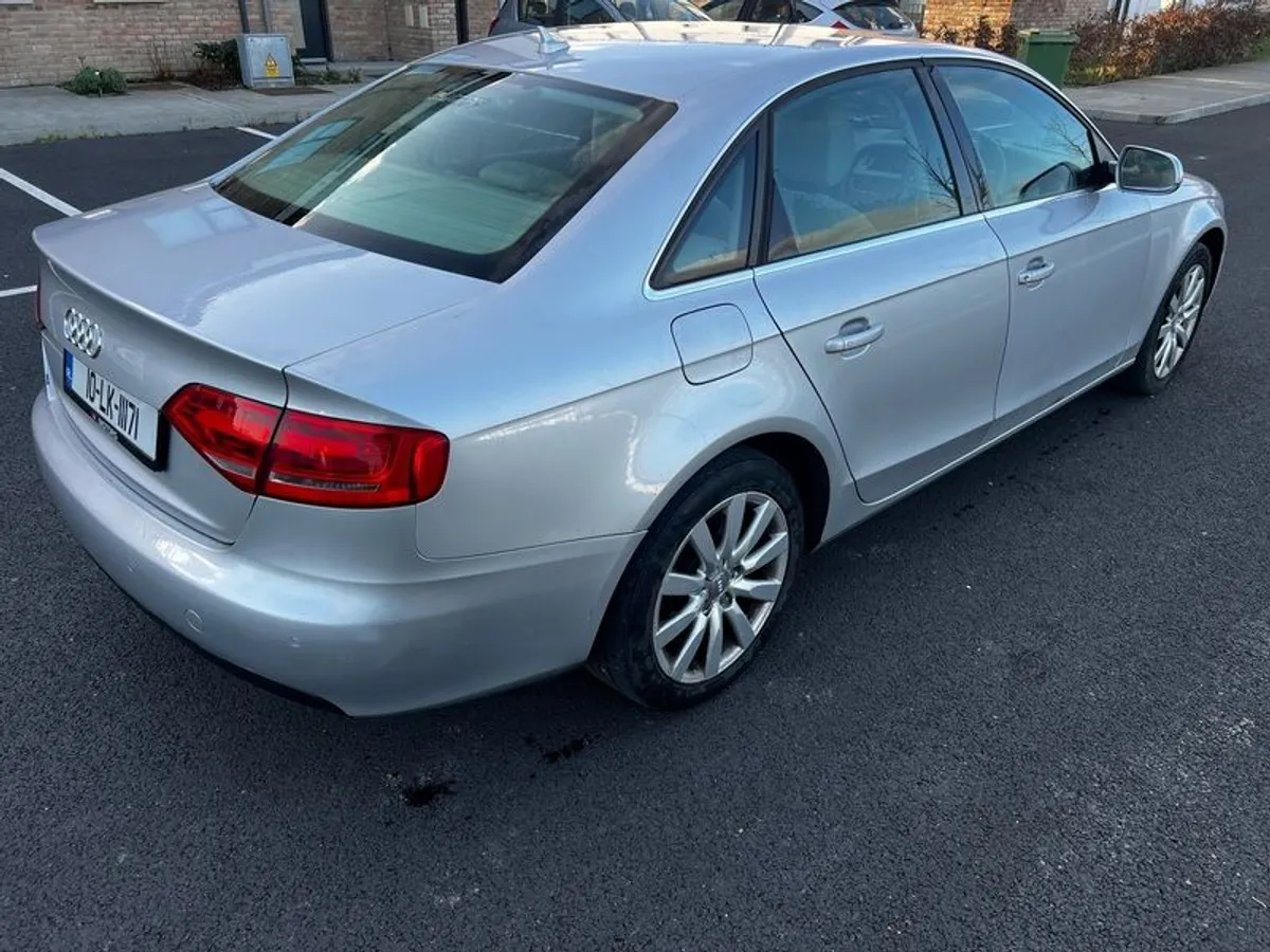 2010 Audi A4 2.0tdi - Image 4