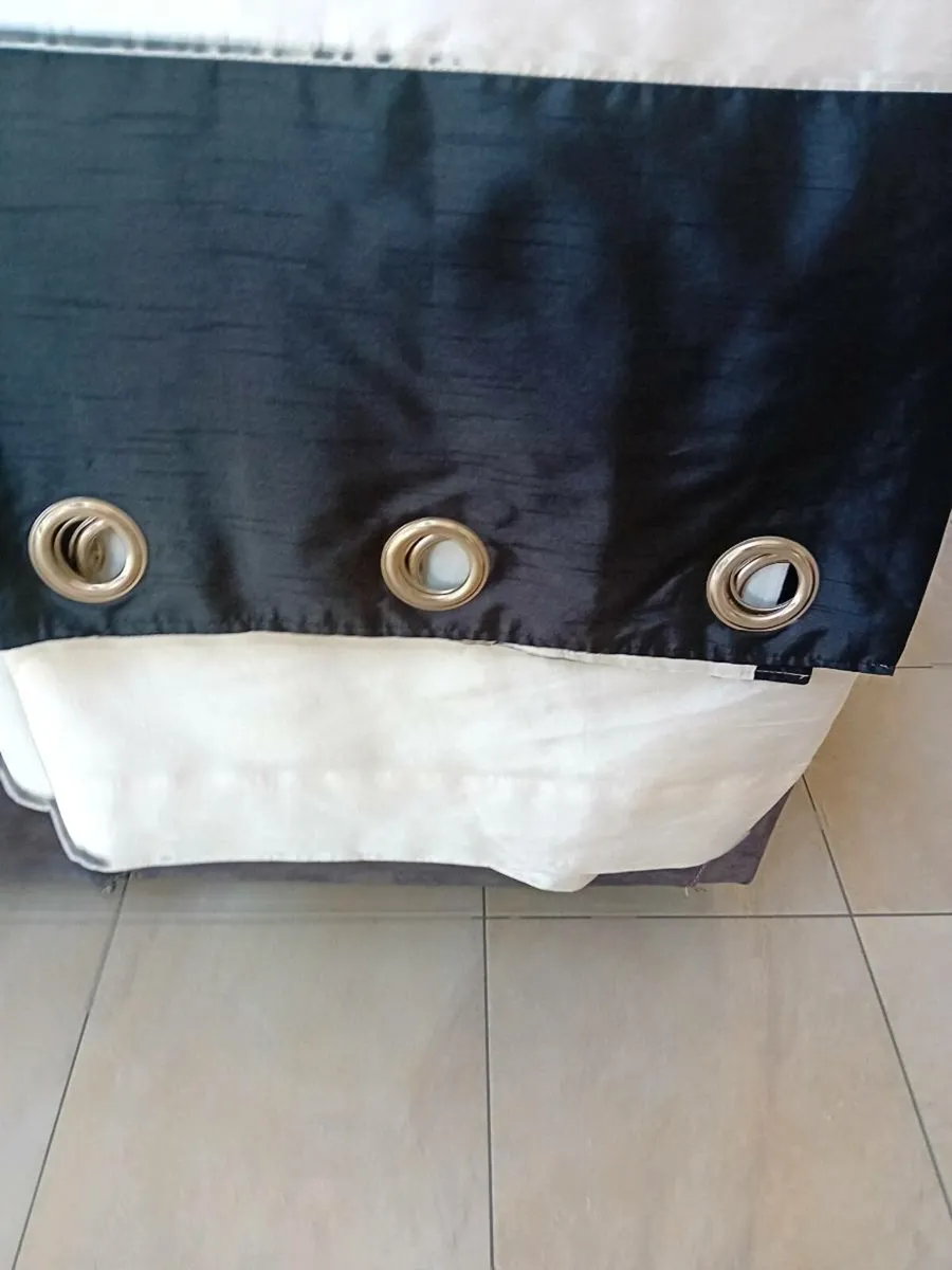 PAIR LINED CURTAINS NEW