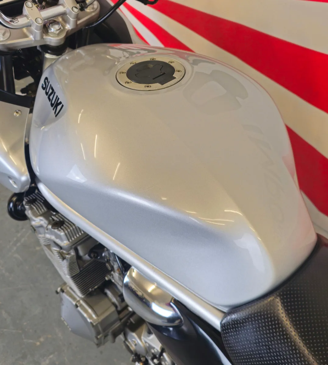 2002 Suzuki GSF 600 S Bandit - Image 4