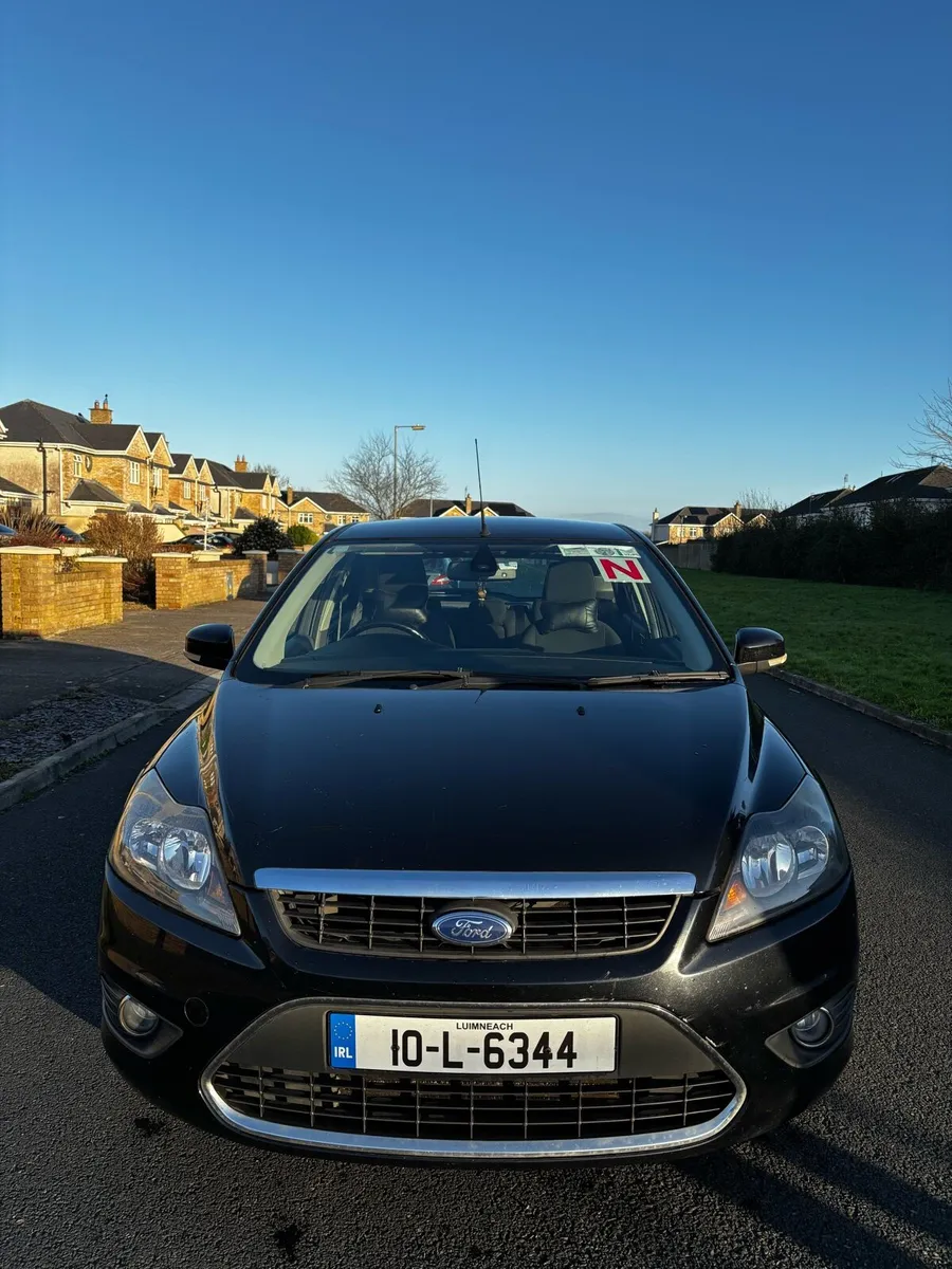 2010 Ford Focus Titanium 1.6 Diesel Top Spec - Image 2