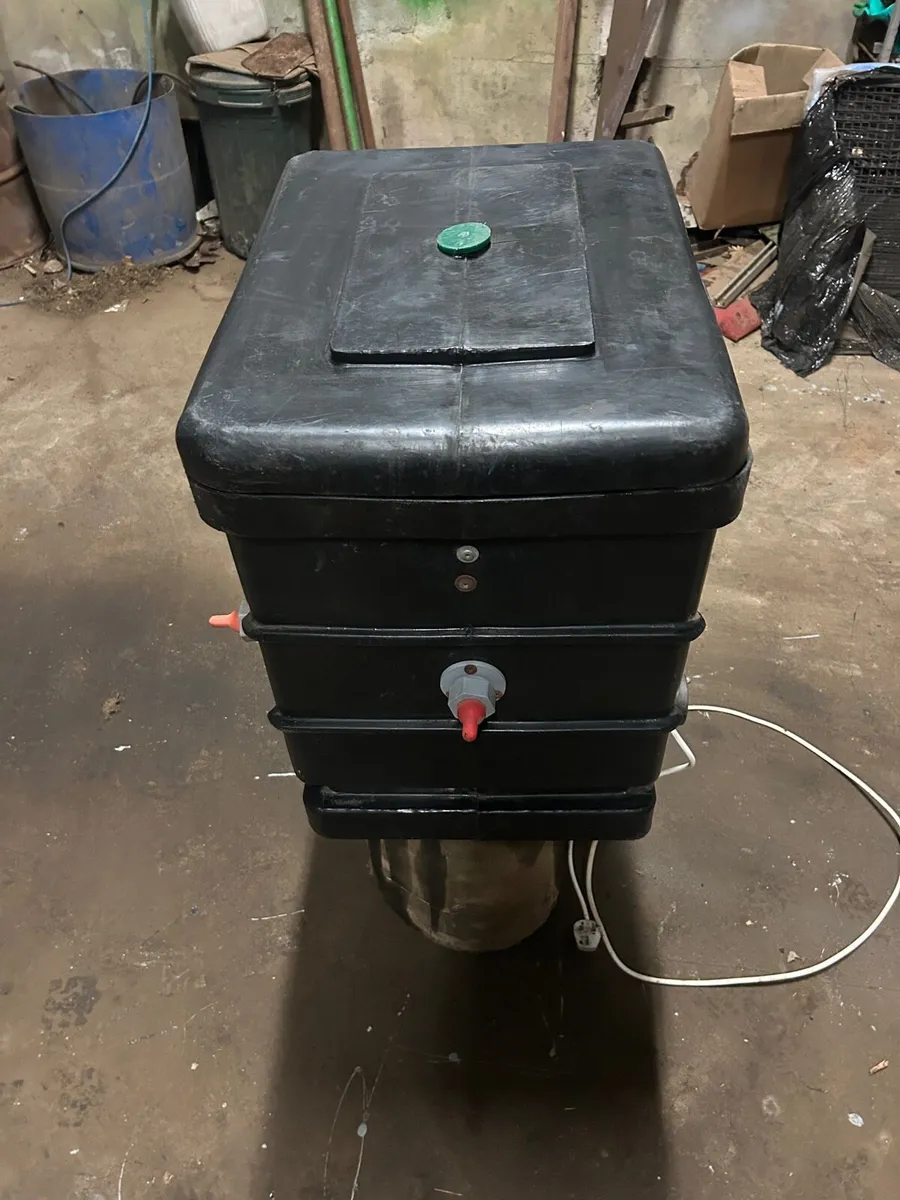 Surrogate Lamb Feeder - Image 2