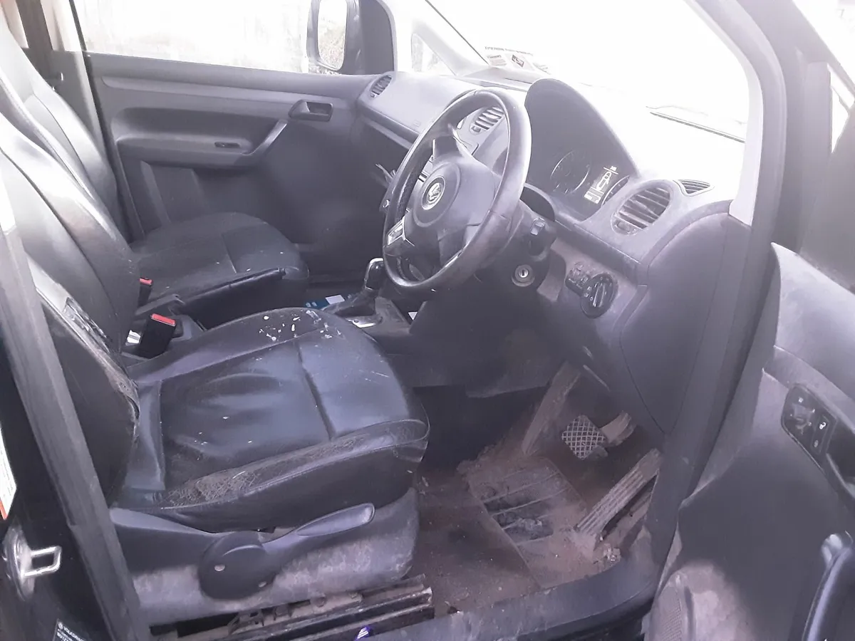 Volkswagen Caddy 2015 - Image 4