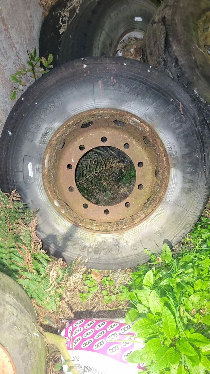 Trailer wheels 22.6 - Image 4