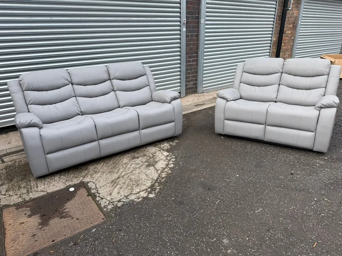 Roma 3+2 Manual Leather Recliner Sofa - Image 3