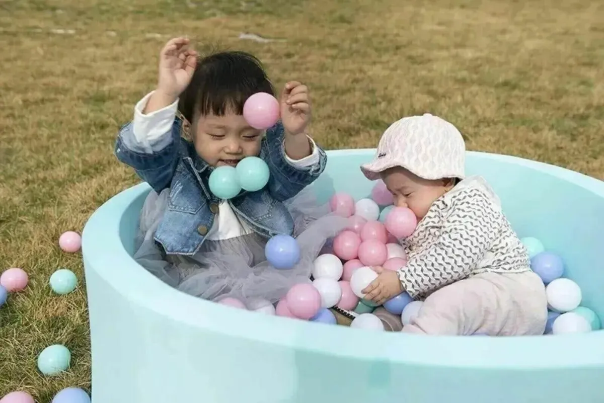 Plastic Ball Pit Balls 100pcs Crush-Proof 6cm - Image 2