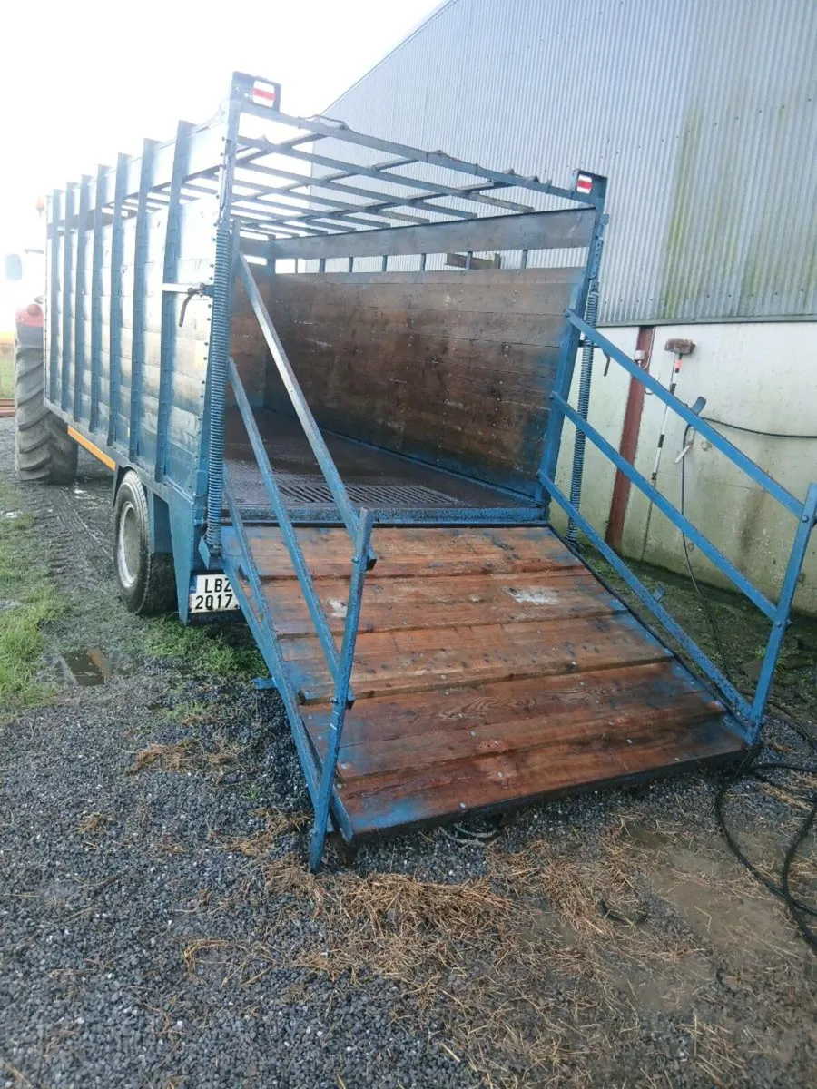 Cattle Trailer - Image 4