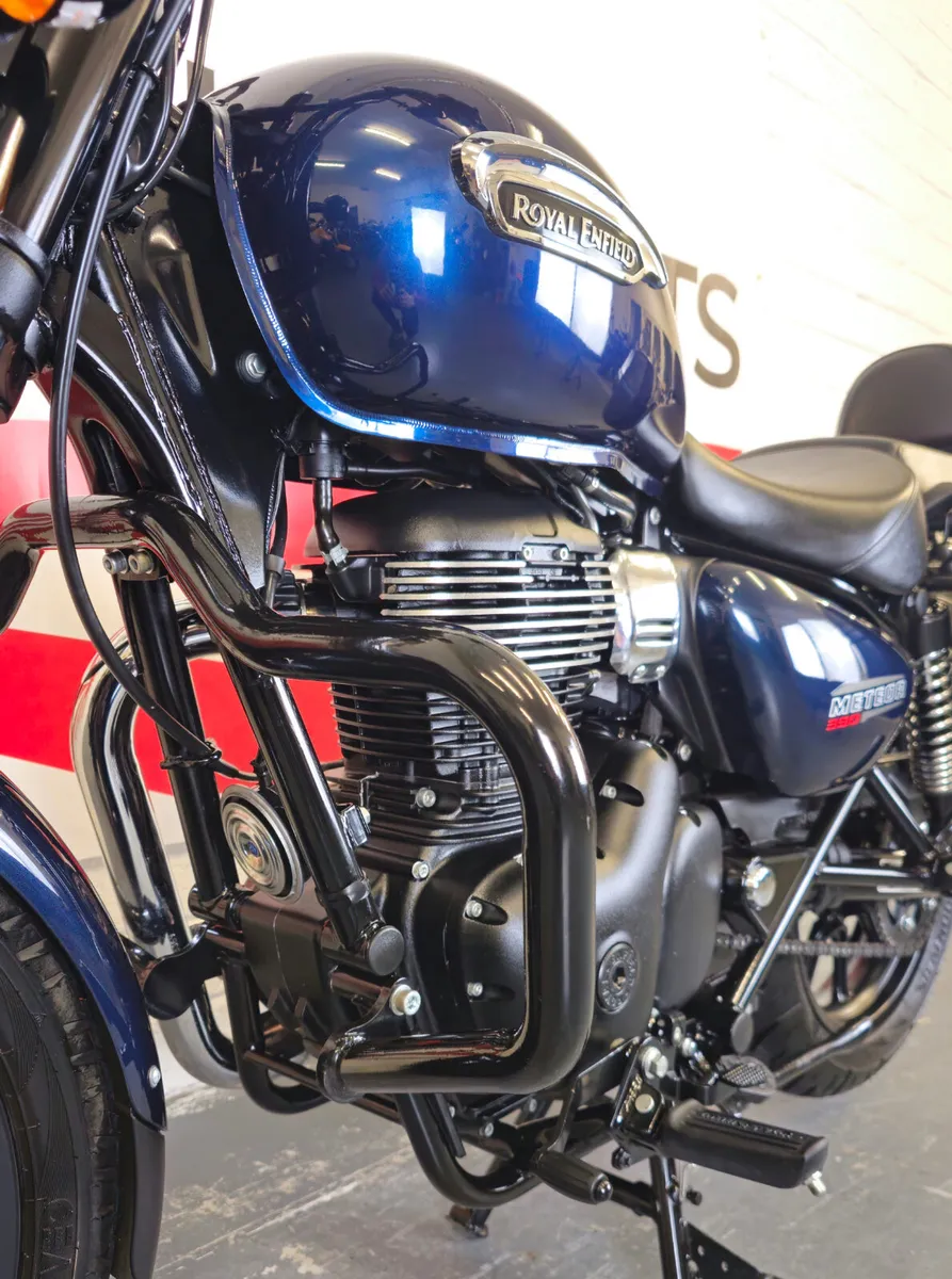 2022 Royal Enfield Meteor 350 - Image 3