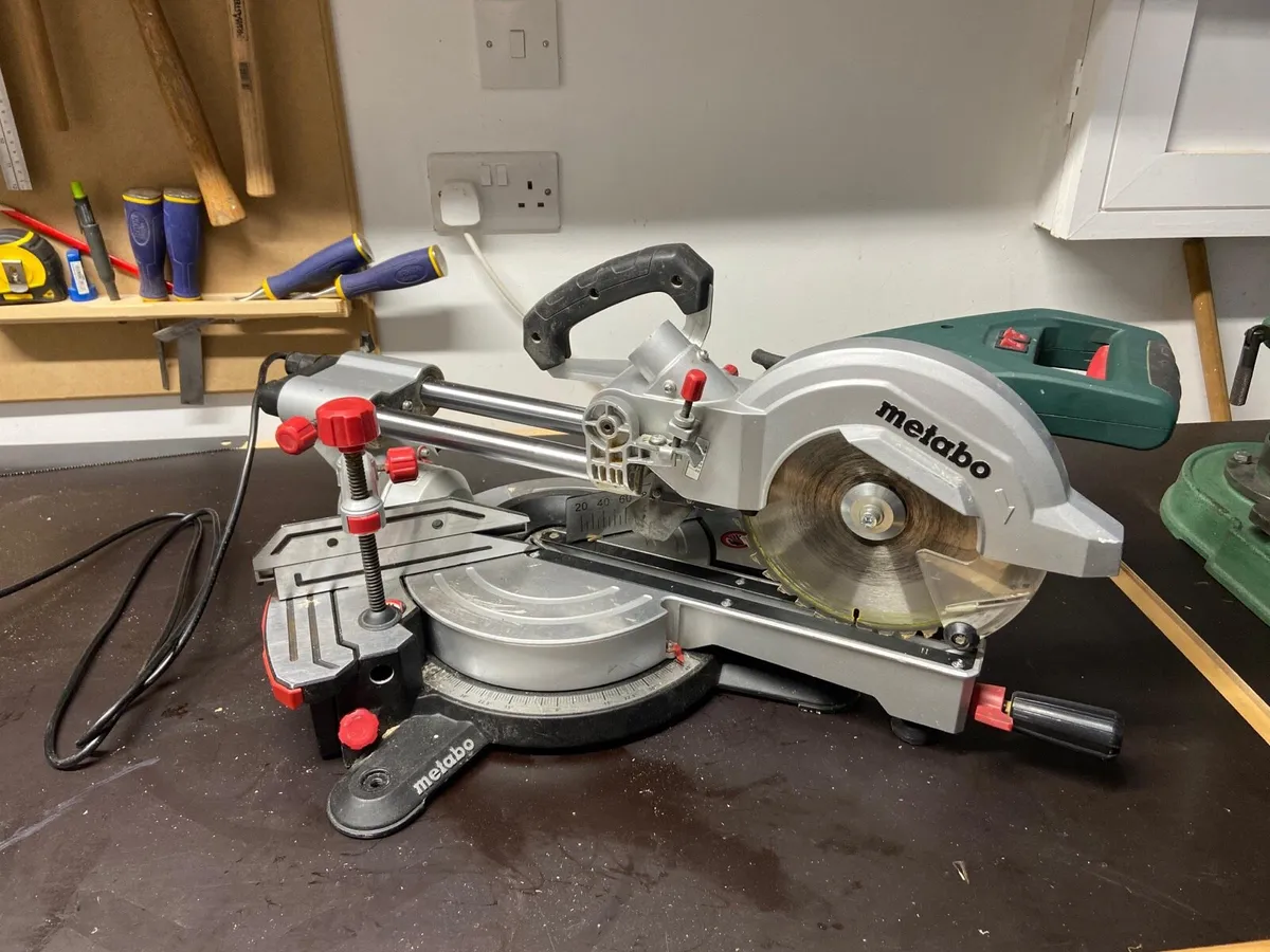 Metabo crosscut Mitre saw