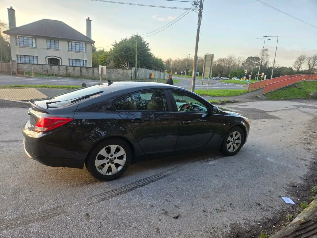 Opel Insignia 2010 95k miles 14 months NCT - Image 2