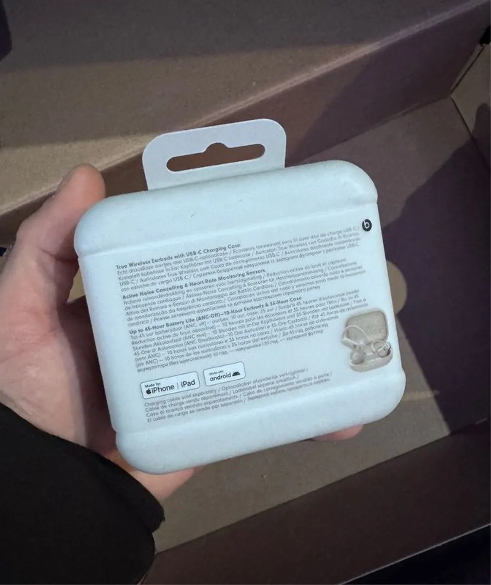 Powerbeats Pro 2 Brand New Sealed - Image 3