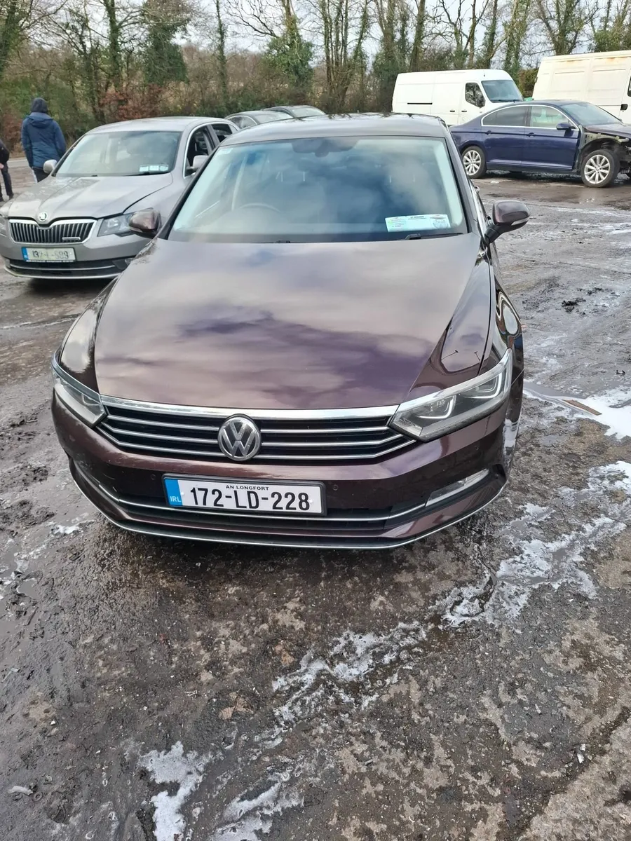 Volkswagen Passat 2017 - Image 1