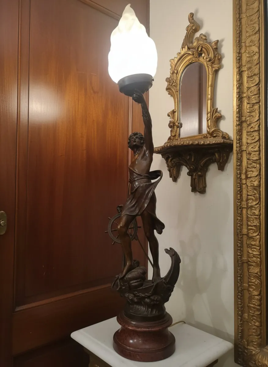 Large antique Art Deco lamp POSTAGE AVAILABLE