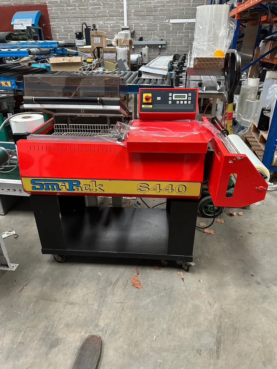 Shrink Wrapper Shrink Wrapping Machine - Image 2