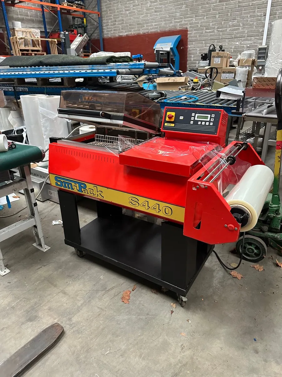 Shrink Wrapper Shrink Wrapping Machine - Image 3