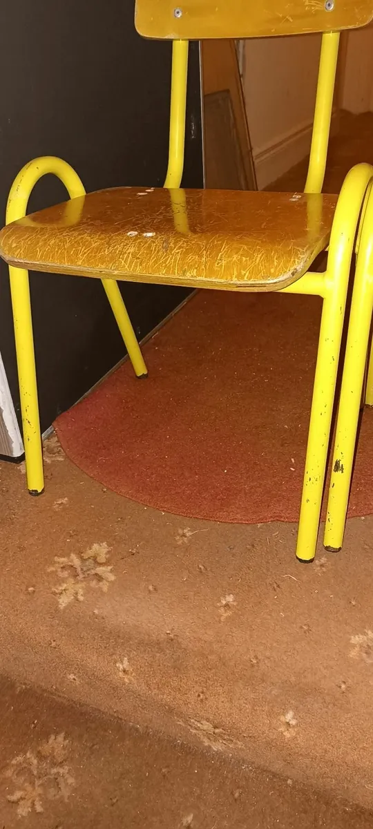 Pair of Kid's Chairs - Image 3