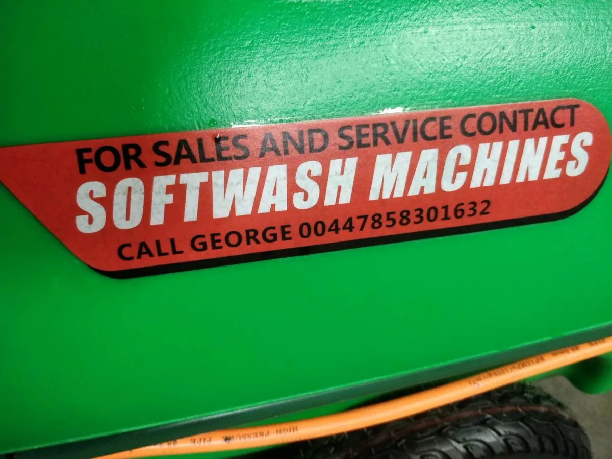 Honda Algaecide Softwash Sprayer Roof Cleaner - Image 4