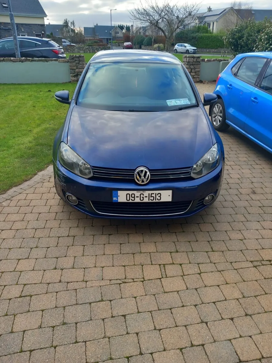 Volkswagen Golf 2009 - Image 2