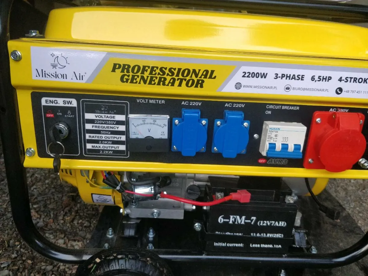 2.2KW generator/ 3-phase/ 6,5 hp/ 4-stroke/ petrol - Image 1