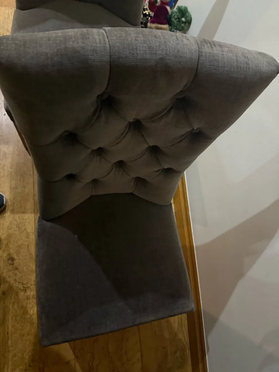 4 very attractive Dinning room chairs - Image 3