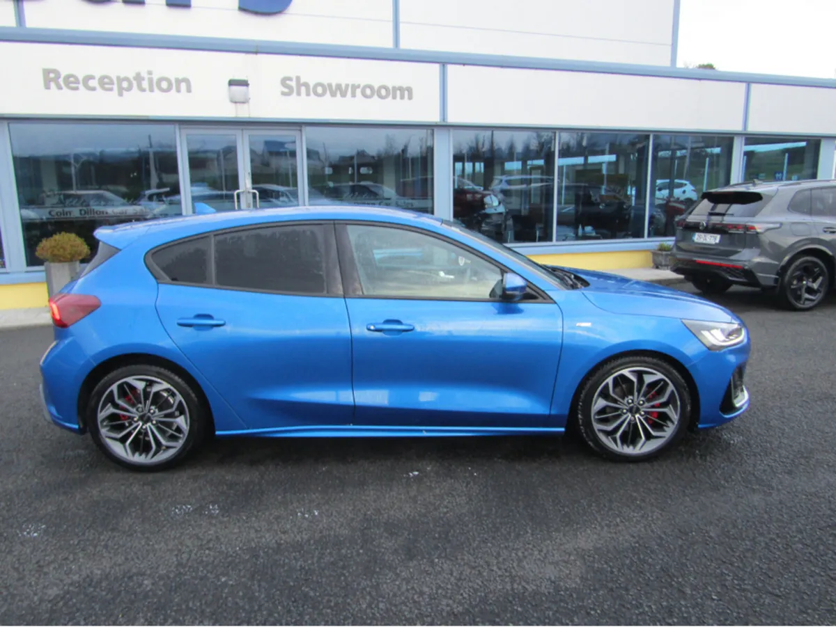 Ford Focus 1.5 TDI ST-LINE VIGNALE E-B ECOBLUE - Image 3