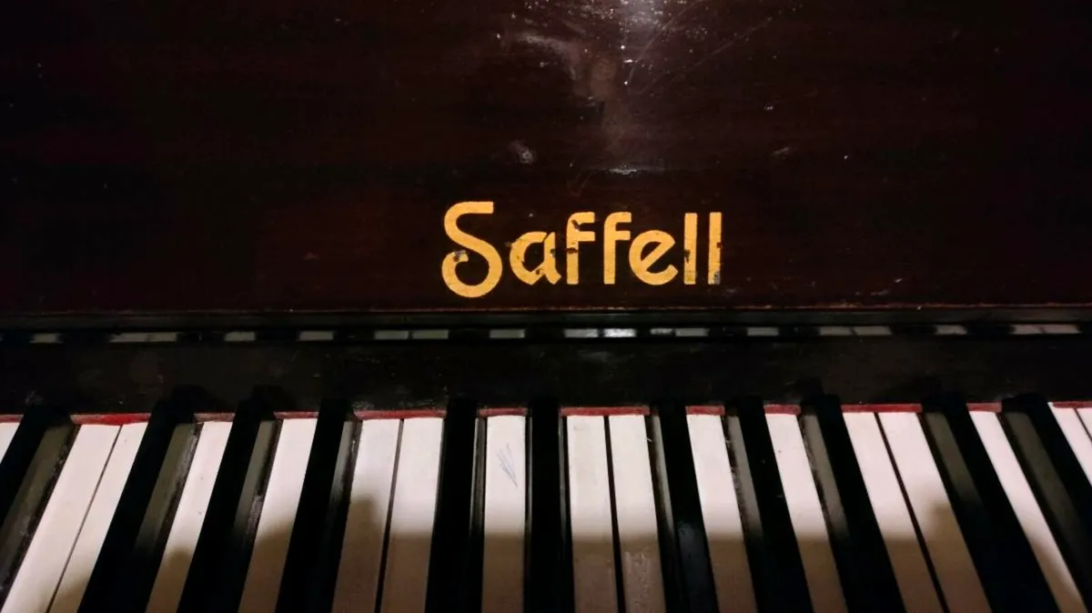 Saffoll and Martin up right piano. Good condition. - Image 2