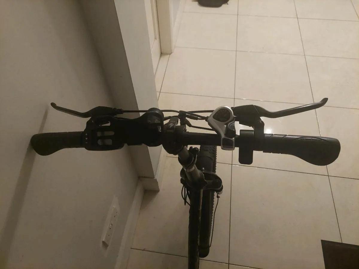 Fafrees f20 e bike - Image 4