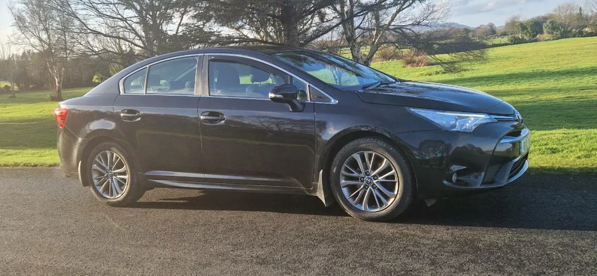 Toyota Avensis Luna - Image 1