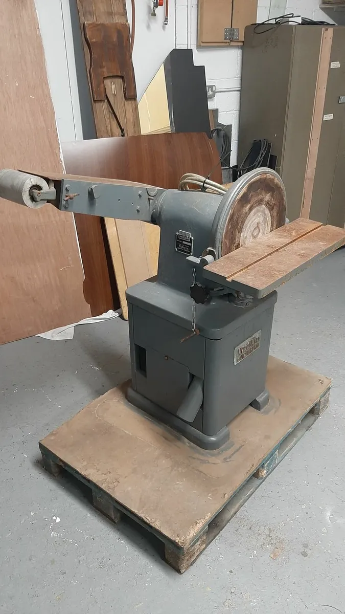 Wadkin Bursgreen Disc and Belt sander. - Image 3