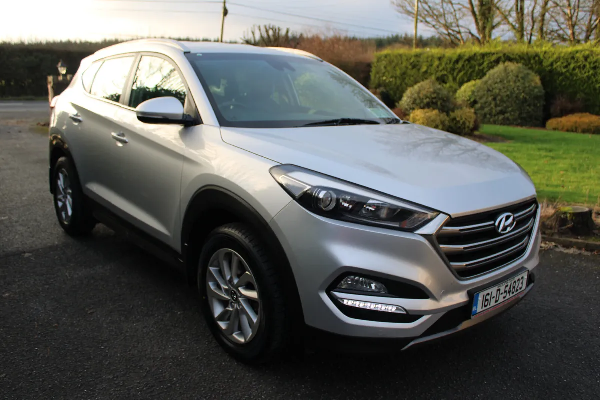 Hyundai Tucson Premium 1.7 CRDI - Image 1