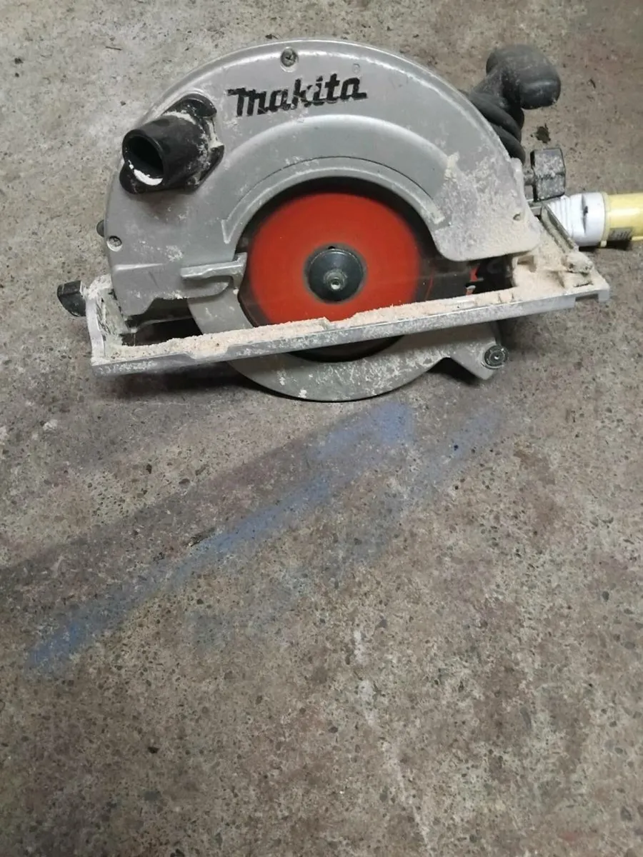 Circular saw - Image 1