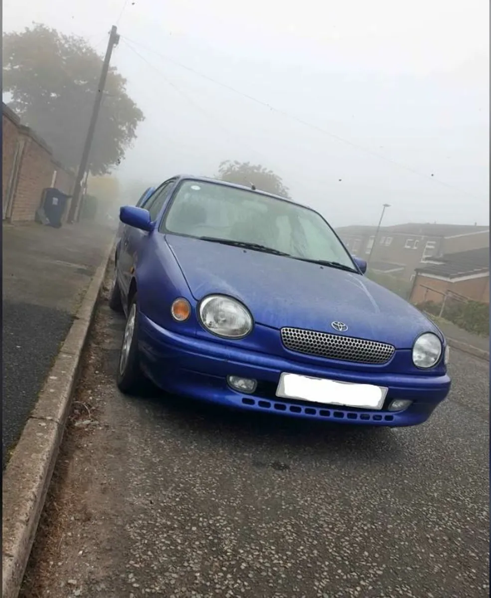 Toyota Corolla E11 97-00 Bugeye Chrome Grille - Image 1