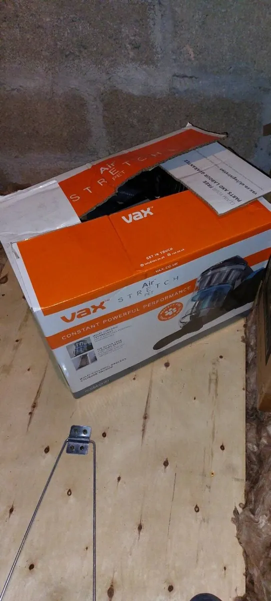 Vacuum Cleaner - Image 3