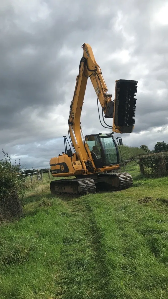 Digger and driver hire - Image 1