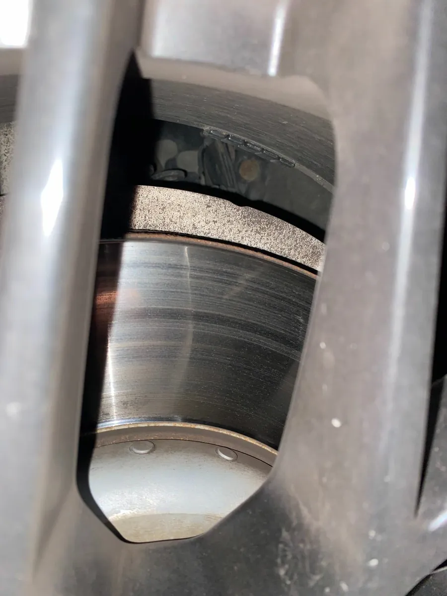 BMW M550d Big Brake Upgrade for F10 F11 F06 F01 - Image 2