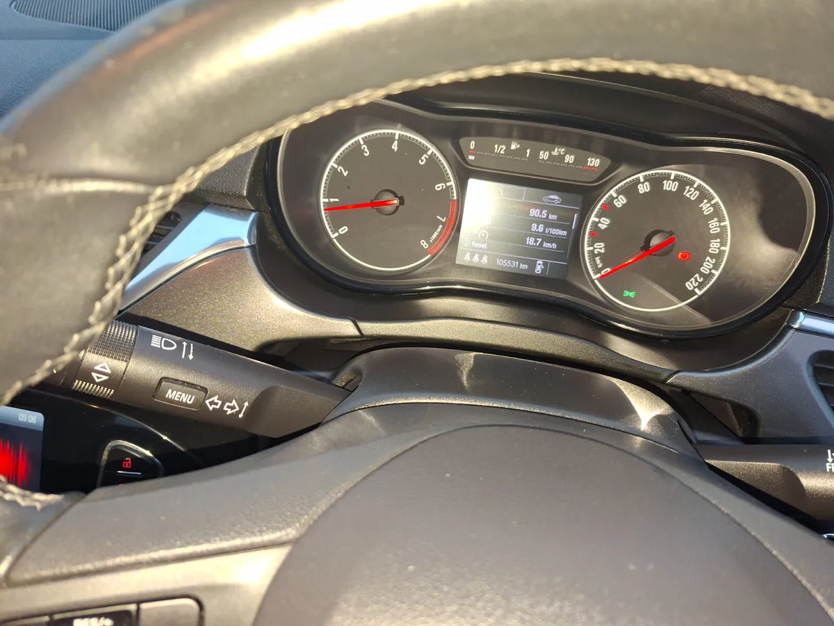 Opel Corsa 2014 - Image 1