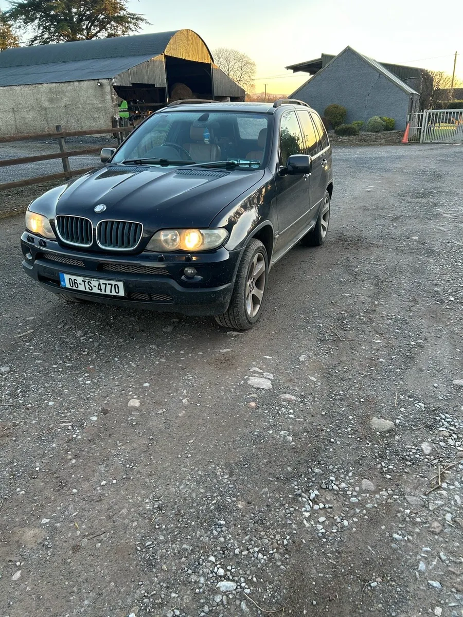 BMW X5 2006 - Image 2