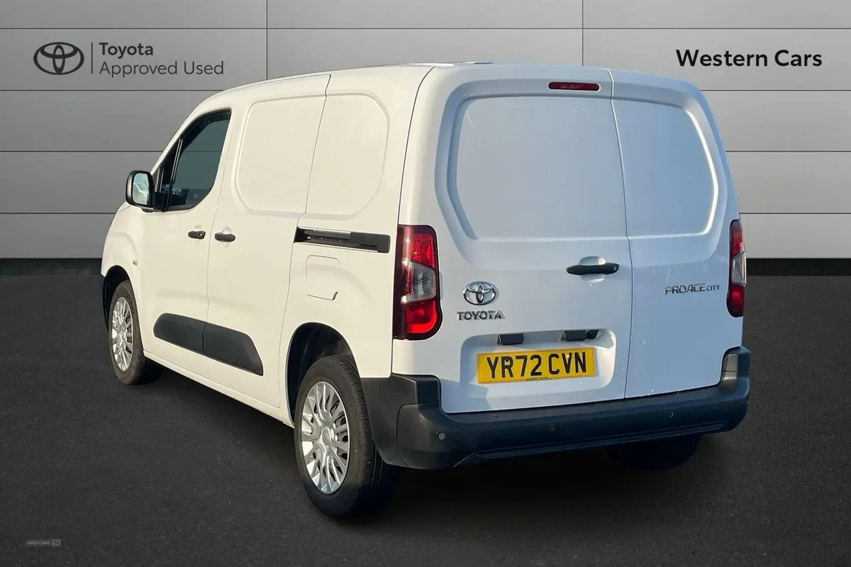 Toyota Proace City 1.5 BlueHDi Icon Short Panel Va - Image 4