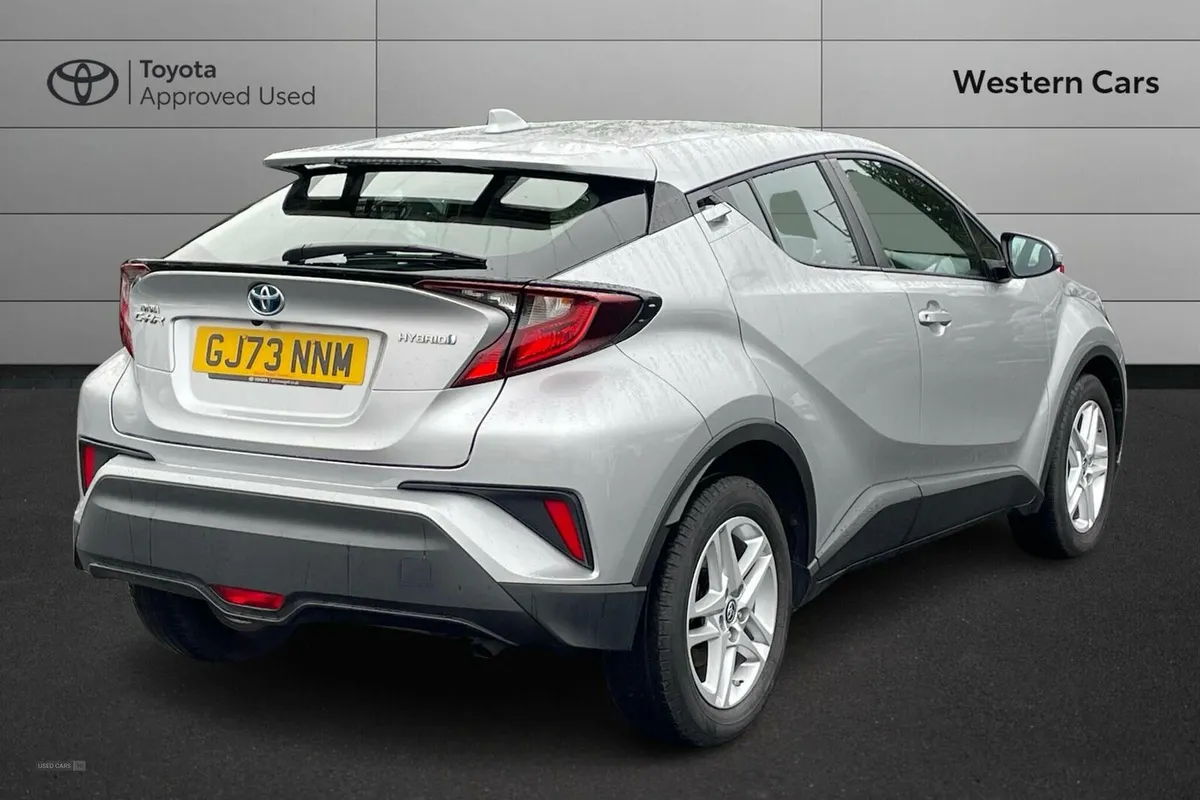 Toyota C-HR 1.8 VVT-h Icon CVT Euro 6 (s/s) 5dr - Image 2