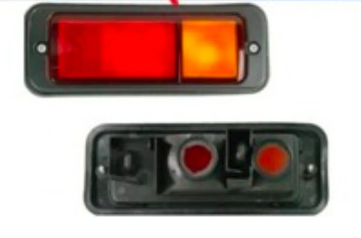 Isuzu Trooper Rest Bumper Lights - Image 2