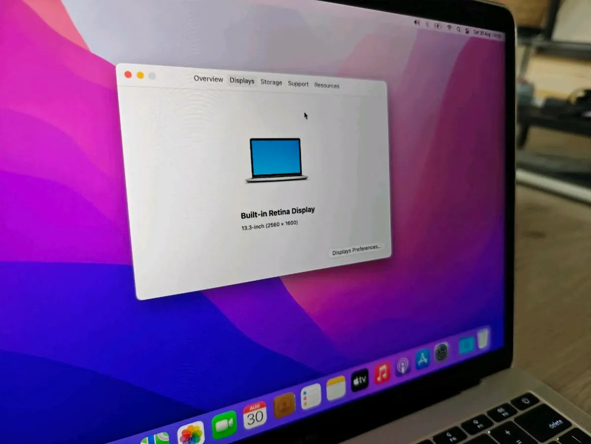 MacBook Pro 13” (Late 2016) – 8GB RAM / 256GB SSD - Image 2