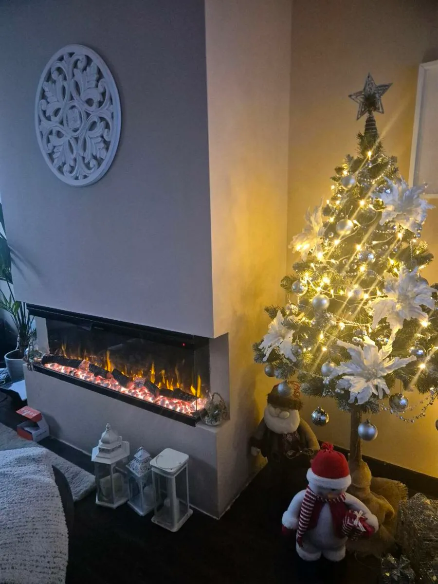 Electric Fireplaces.All  20% off just 2 days. - Image 1